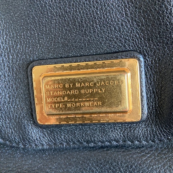 Vintage Marc Jacobs bag with gold hardware - Picture 3 of 8